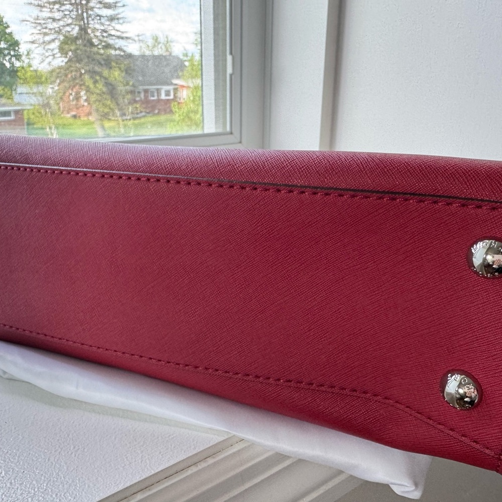 Michael Kors “Hamilton” Medium Saffiano Satchel - Cherry Red - Picture 3 of 9